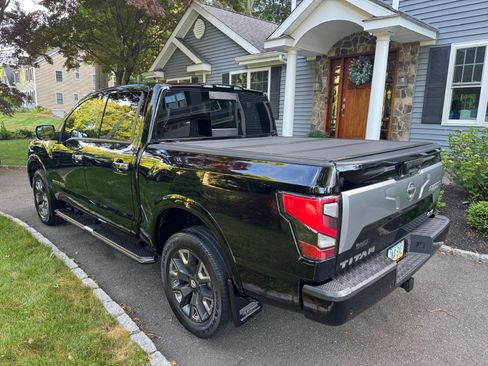 Used 2021 Nissan Titan Platinum Reserve w/ Off Road Protection Package AWD/4WD image 9
