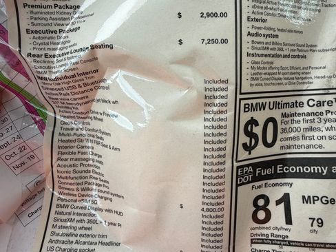 Used 2024 BMW i7 M70 image 27