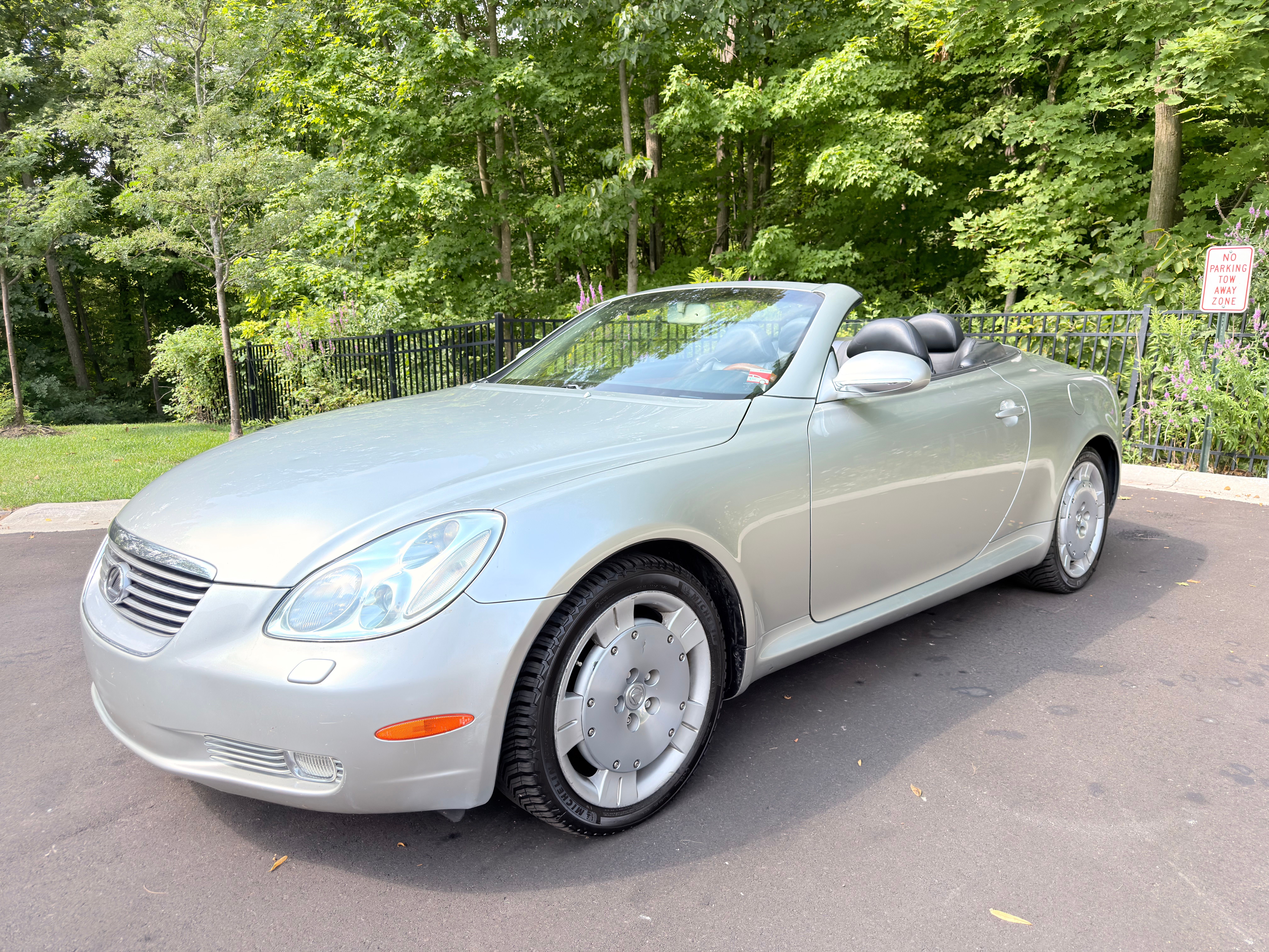 Used 2002 Lexus SC 430 Convertible RWD image 5