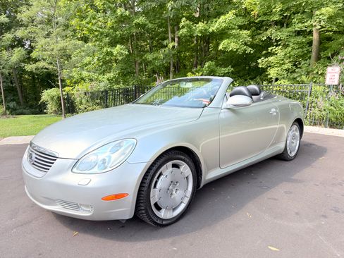 Used 2002 Lexus SC 430 Convertible RWD image 5