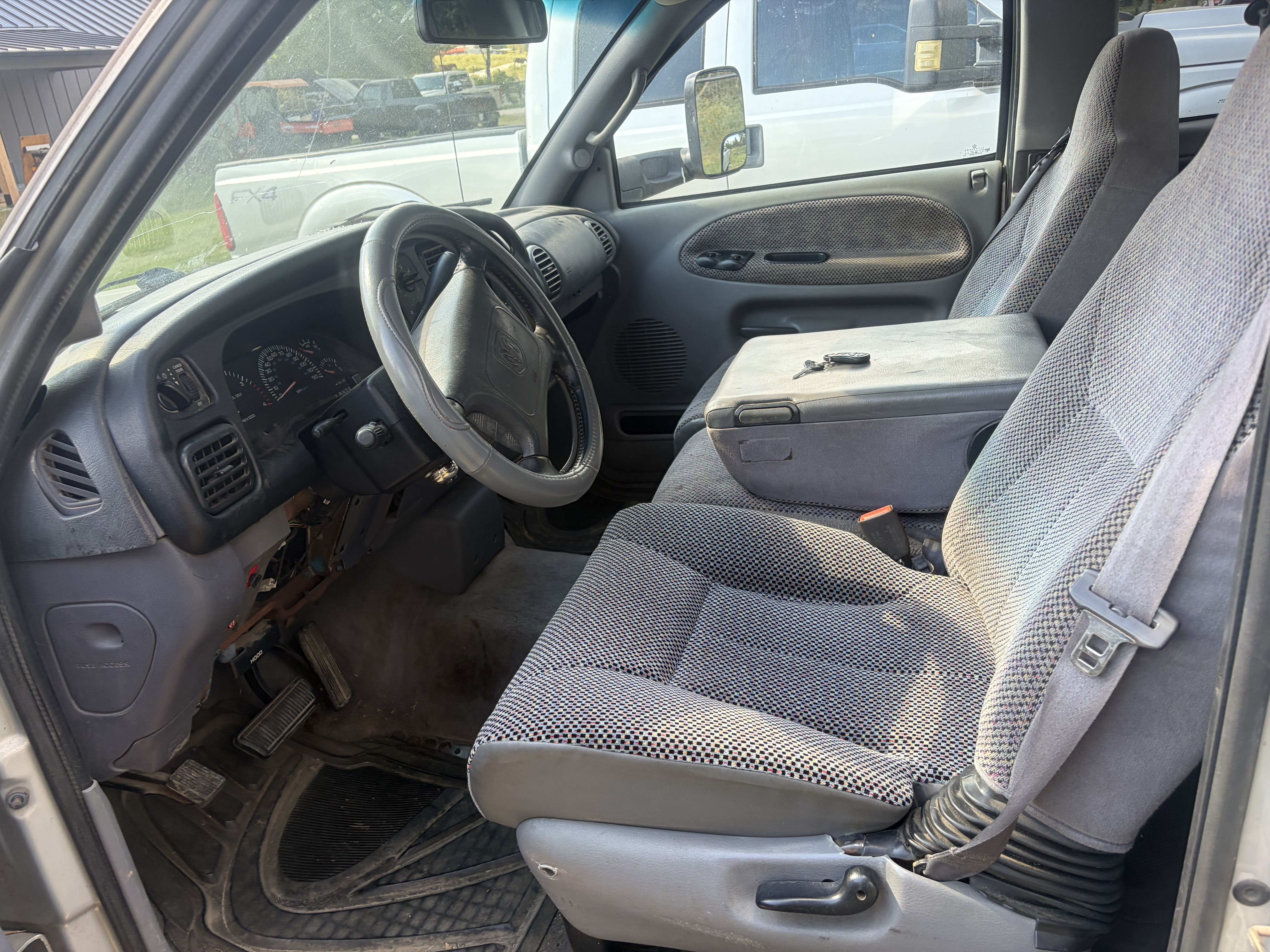 Used 2000 Dodge Ram 2500 Truck 2WD Quad Cab image 6