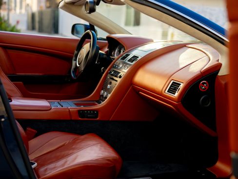 Used 2007 Aston Martin V8 Vantage Roadster RWD image 18