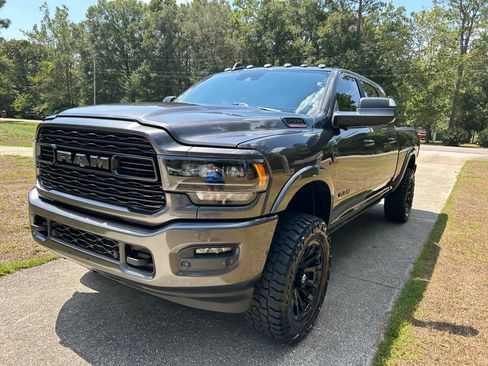 Used 2021 RAM 2500 Limited image 4