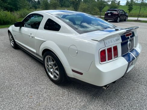 Used 2008 Ford Mustang Shelby GT500 RWD image 4