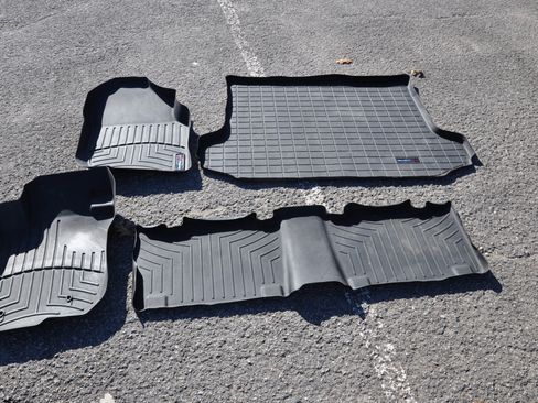 Used 2011 Toyota RAV4 Limited image 31