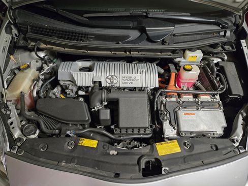 Used 2010 Toyota Prius Five image 12