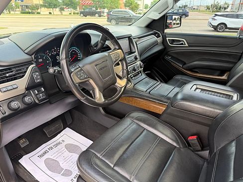 Used 2019 GMC Yukon Denali AWD/4WD image 21