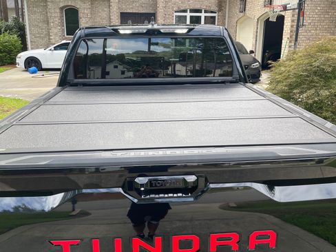 Used 2024 Toyota Tundra Limited AWD/4WD image 20