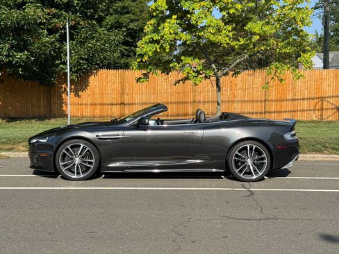 Used 2010 Aston Martin DBS Volante Convertible 2D image 4