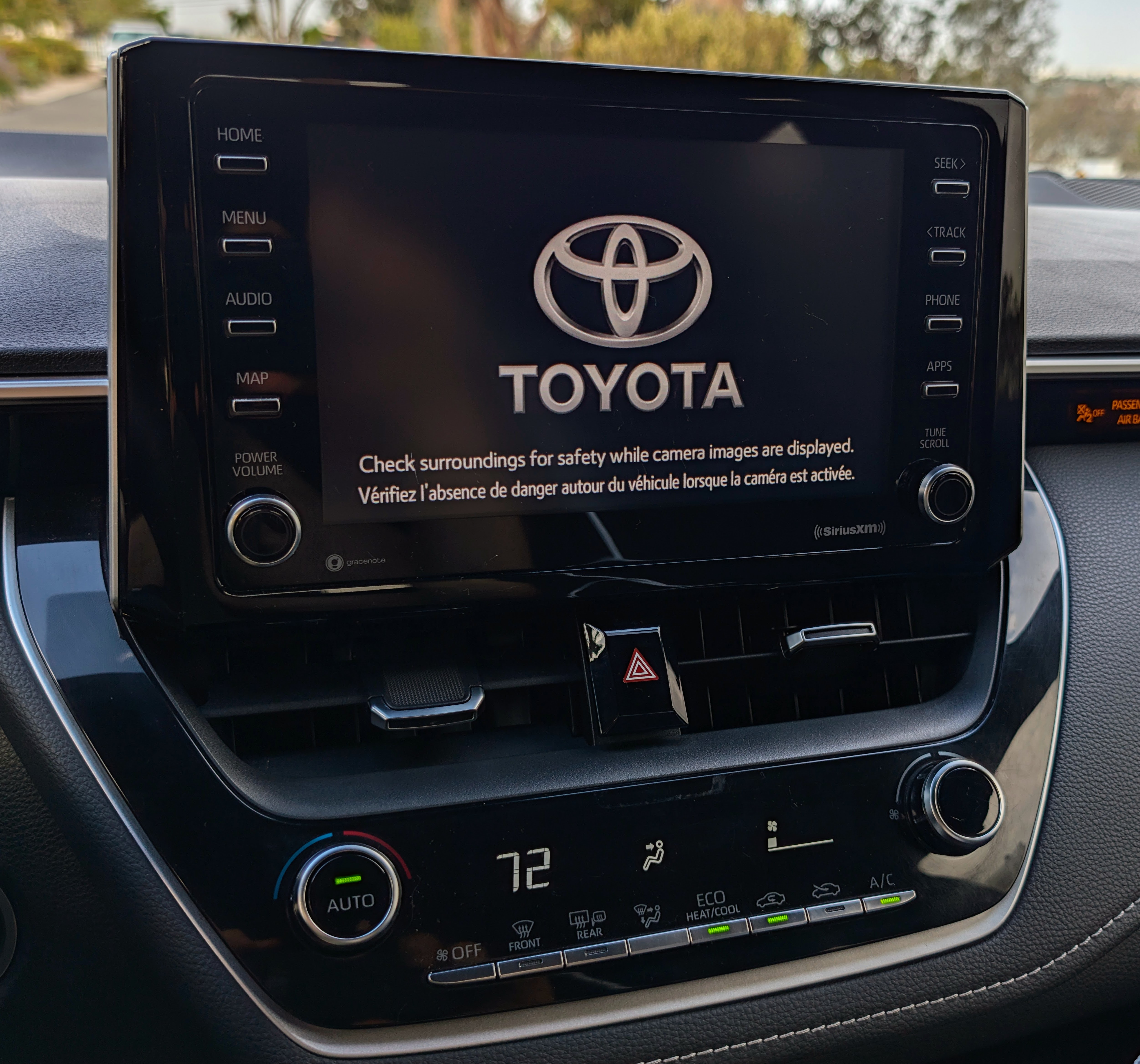 Used 2020 Toyota Corolla SE w/ Blackout Package FWD image 21