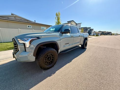 Used 2025 Toyota Tundra Limited w/ TRD Off-Road Package AWD/4WD image 4