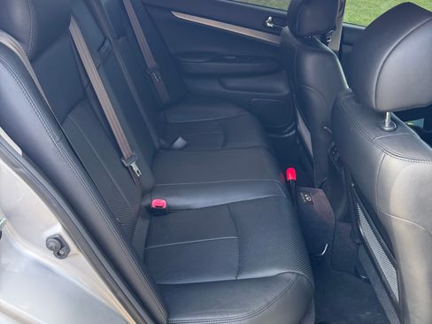 Used 2013 INFINITI G37 x Sedan w/ Premium Pkg image 8
