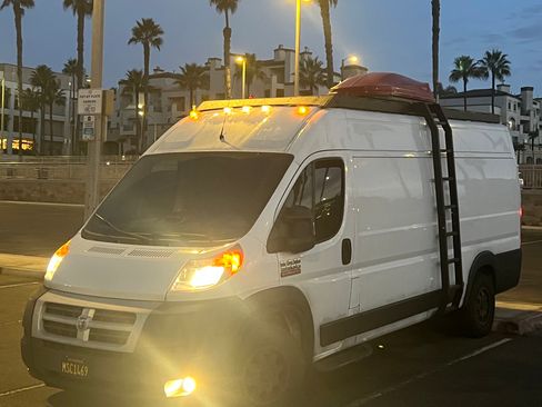 Used 2015 RAM ProMaster 3500 w/ Mopar Trailer Tow Group image 1