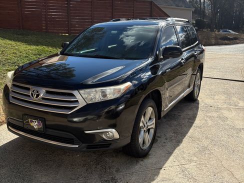 Used 2012 Toyota Highlander Limited image 2