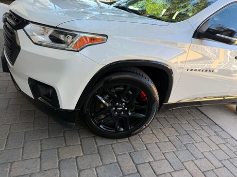 Used 2021 Chevrolet Traverse Premier w/ Redline Edition image 8