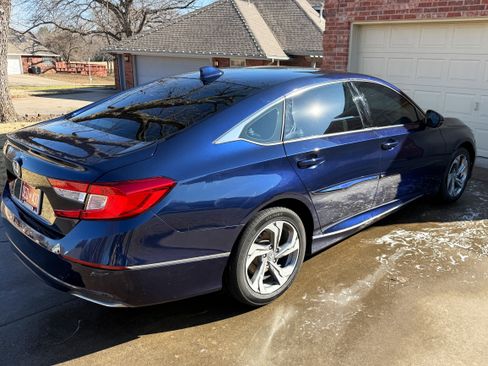 Used 2019 Honda Accord EX-L image 4