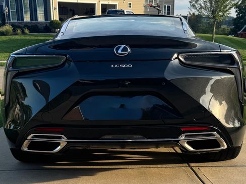 Used 2018 Lexus LC 500 Coupe w/ Sport Package RWD image 8