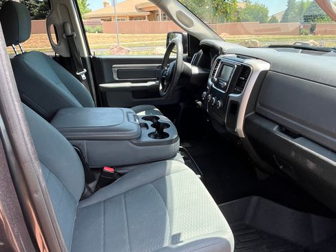 Used 2019 RAM 1500 Classic SLT AWD/4WD image 23
