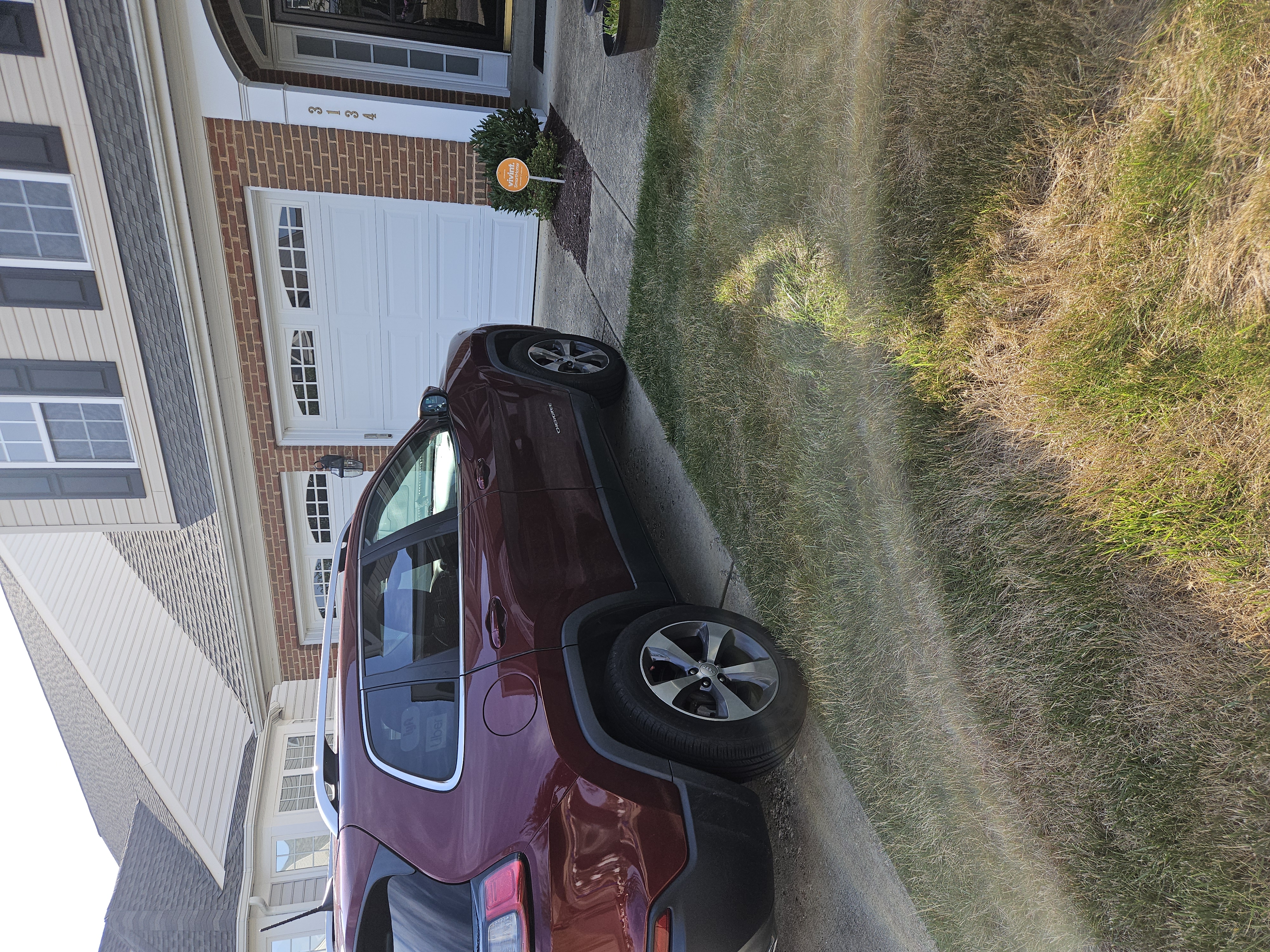 Used 2019 Jeep Cherokee Limited AWD/4WD image 6
