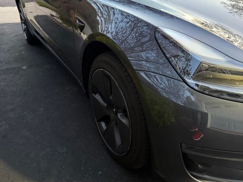 Used 2023 Tesla Model 3 Standard Range image 10