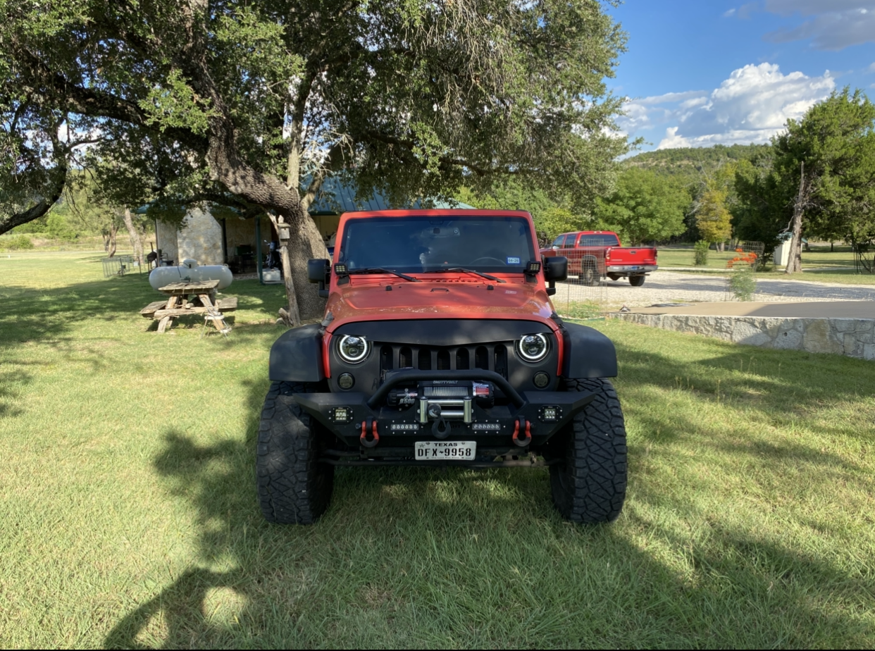 Used 2013 Jeep Wrangler Unlimited Sport w/ Connectivity Group AWD/4WD image 1
