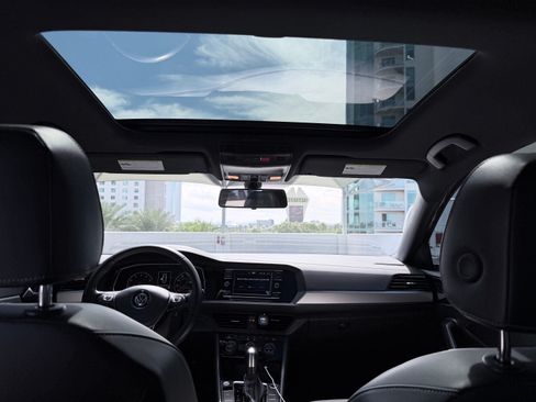 Used 2021 Volkswagen Jetta R-Line image 15