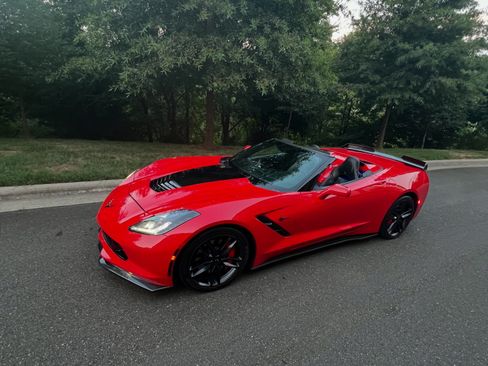 Used 2014 Chevrolet Corvette Stingray Convertible w/ 3LT Preferred Equipment Group image 9