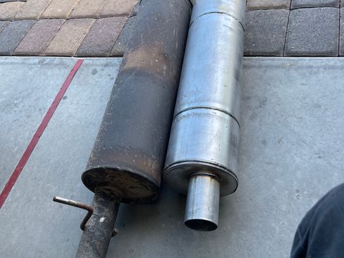 Used 1999 Ford E-150 and Econoline 150 image 9