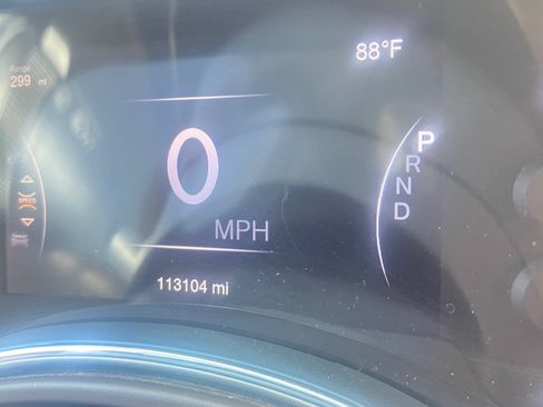 Used 2017 Jeep Grand Cherokee Overland image 21