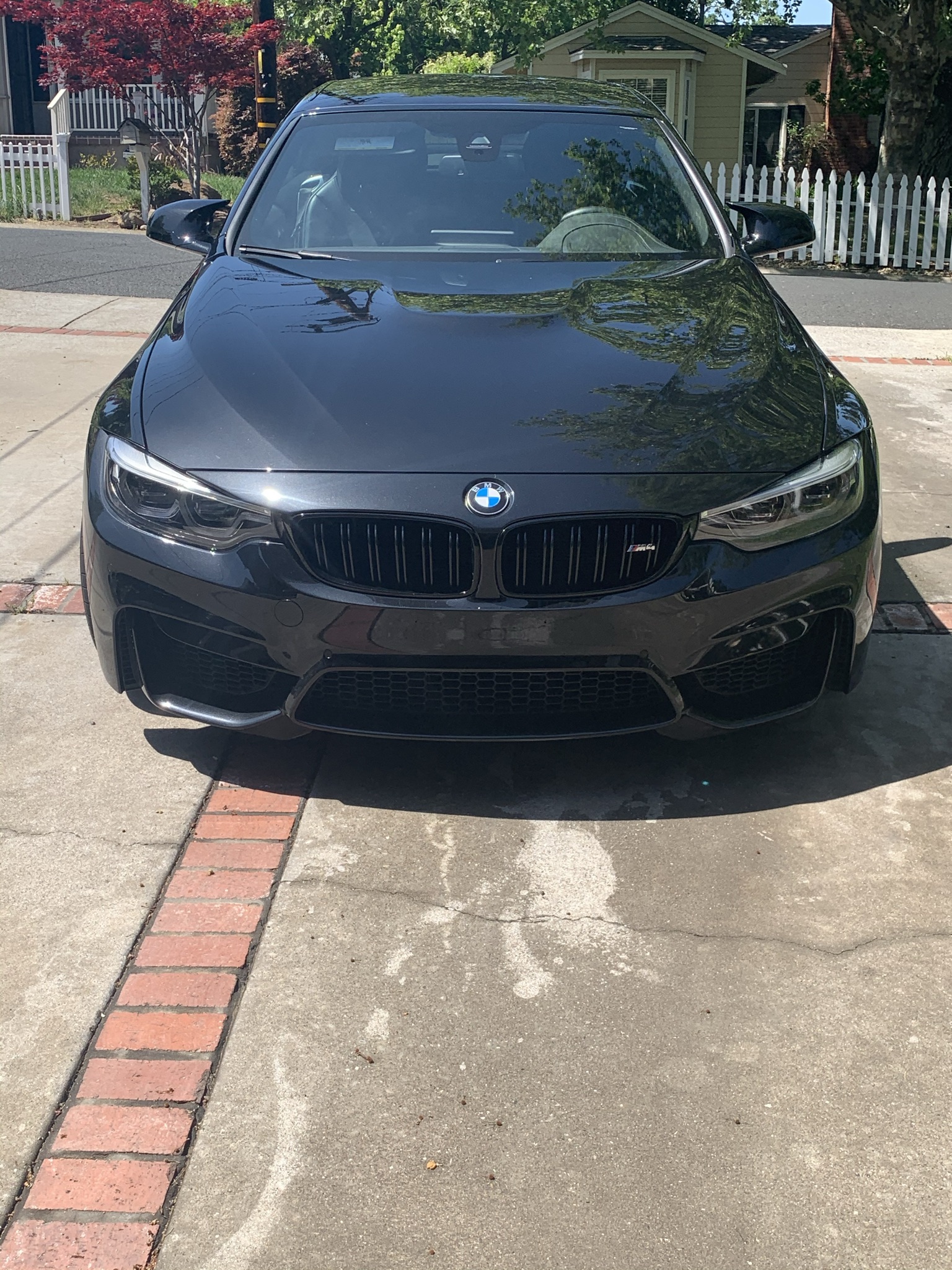 Used 2018 BMW M4 Convertible RWD image 9