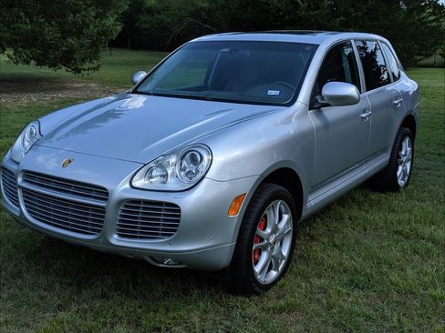 Used 2006 Porsche Cayenne Turbo S image 4