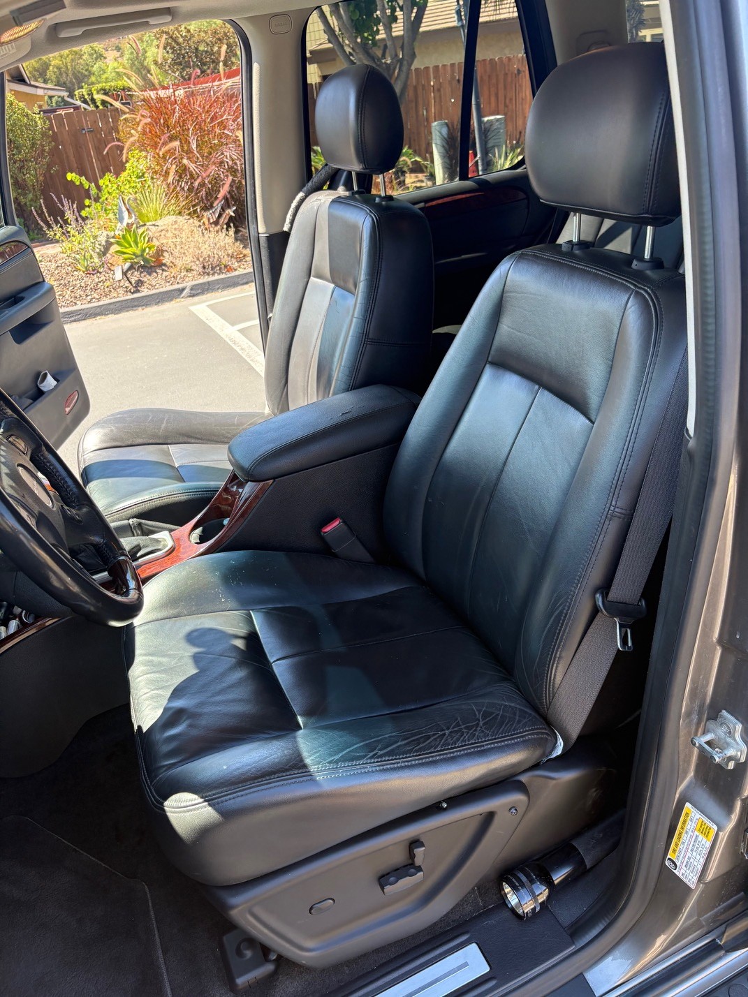 Used 2006 GMC Envoy Denali RWD image 19