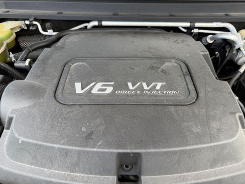 Used 2016 Chevrolet Colorado LT RWD image 9