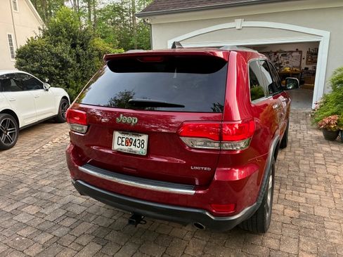 Used 2015 Jeep Grand Cherokee Limited image 11