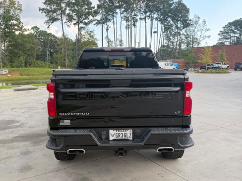 Used 2019 Chevrolet Silverado 1500 LT Trail Boss AWD/4WD image 5