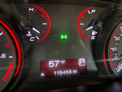 Used 2016 Dodge Dart SXT image 11