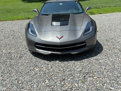 Used 2016 Chevrolet Corvette Stingray Coupe w/ 3LT Preferred Equipment Group RWD image 2