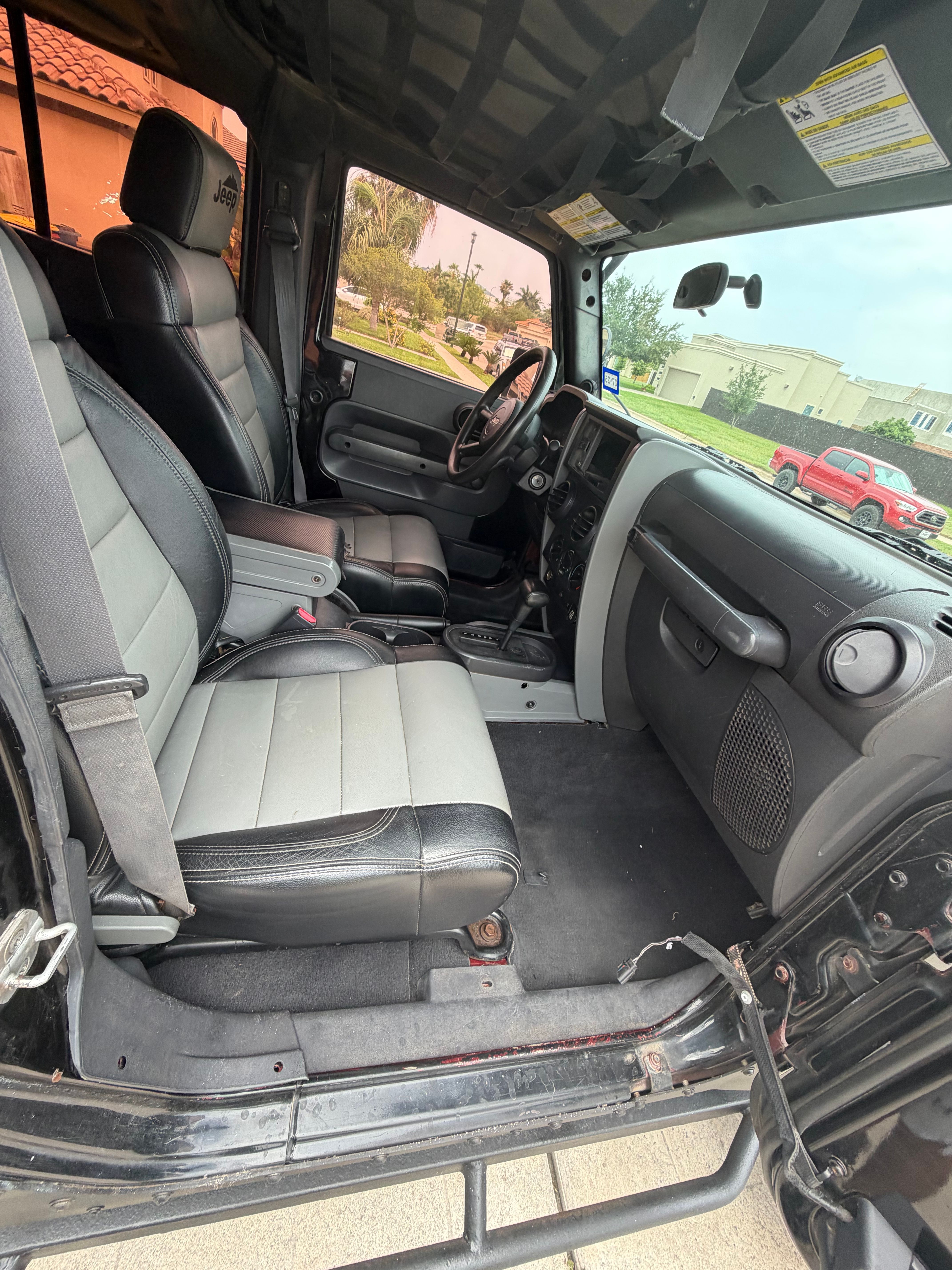 Used 2007 Jeep Wrangler Unlimited X AWD/4WD image 15