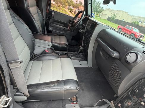 Used 2007 Jeep Wrangler Unlimited X AWD/4WD image 15