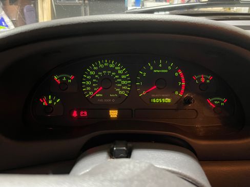 Used 2004 Ford Mustang GT Premium image 11