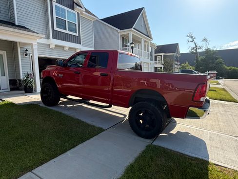 Used 2010 Dodge Ram 2500 Truck ST w/ ST Popular Equipment Group AWD/4WD image 8