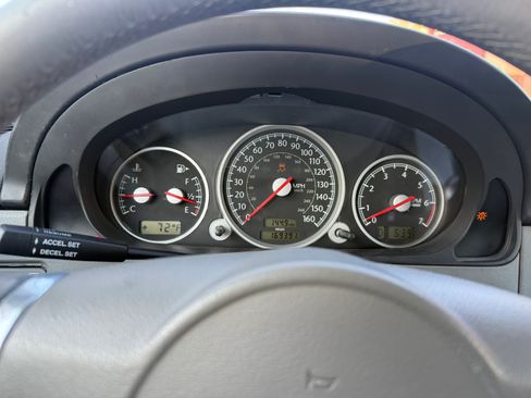 Used 2005 Chrysler Crossfire Limited RWD image 16
