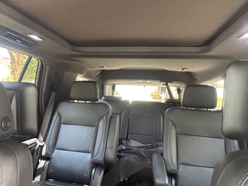 Used 2021 Chevrolet Tahoe LT w/ Rear Media and Nav Package RWD image 10
