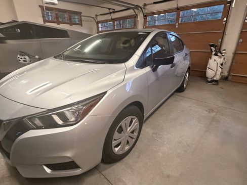 Used 2021 Nissan Versa S image 8