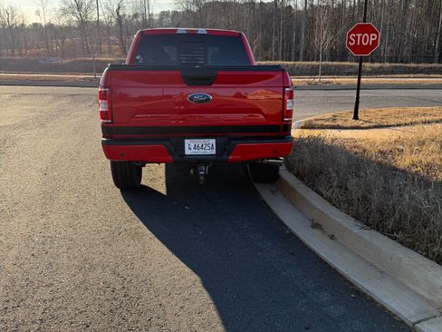 Used 2020 Ford F150 XLT w/ Equipment Group 302A Luxury image 5