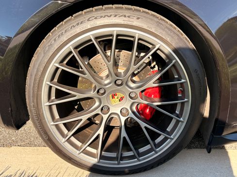 Used 2017 Porsche 911 Carrera 4S AWD/4WD image 20