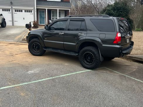 Used 2007 Toyota 4Runner Sport image 2