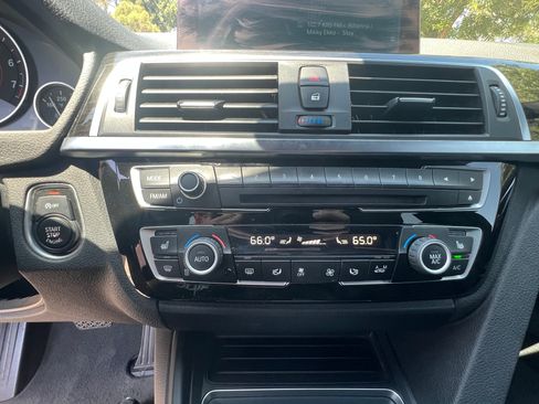 Used 2016 BMW 328i Sedan RWD image 23