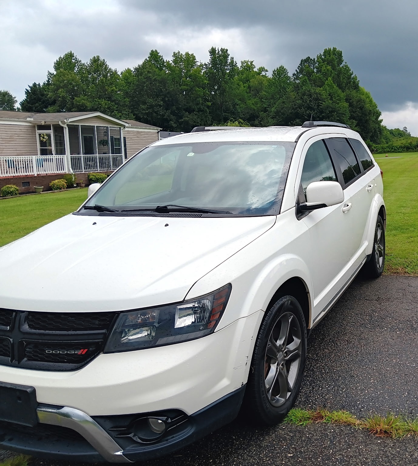Used 2017 Dodge Journey Crossroad w/ Popular Equipment Group AWD/4WD image 1