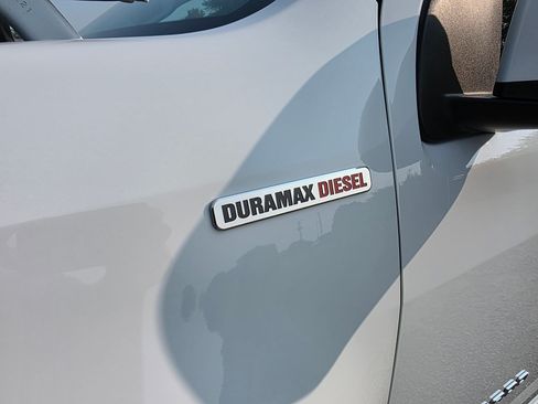 Used 2022 Chevrolet Colorado LT w/ Luxury Package image 28